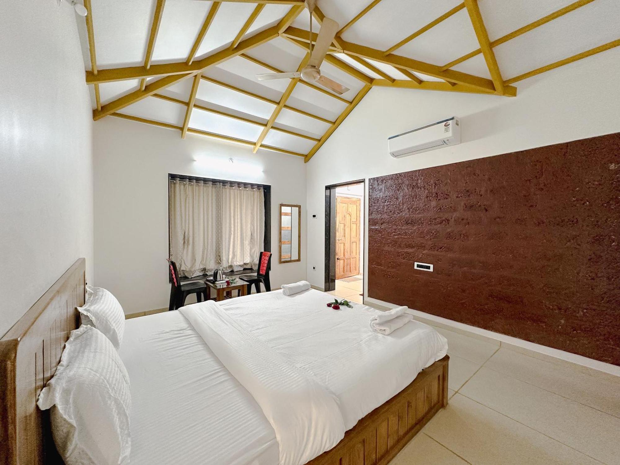 Prasad Villas And Homestay Mathagāva Екстериор снимка