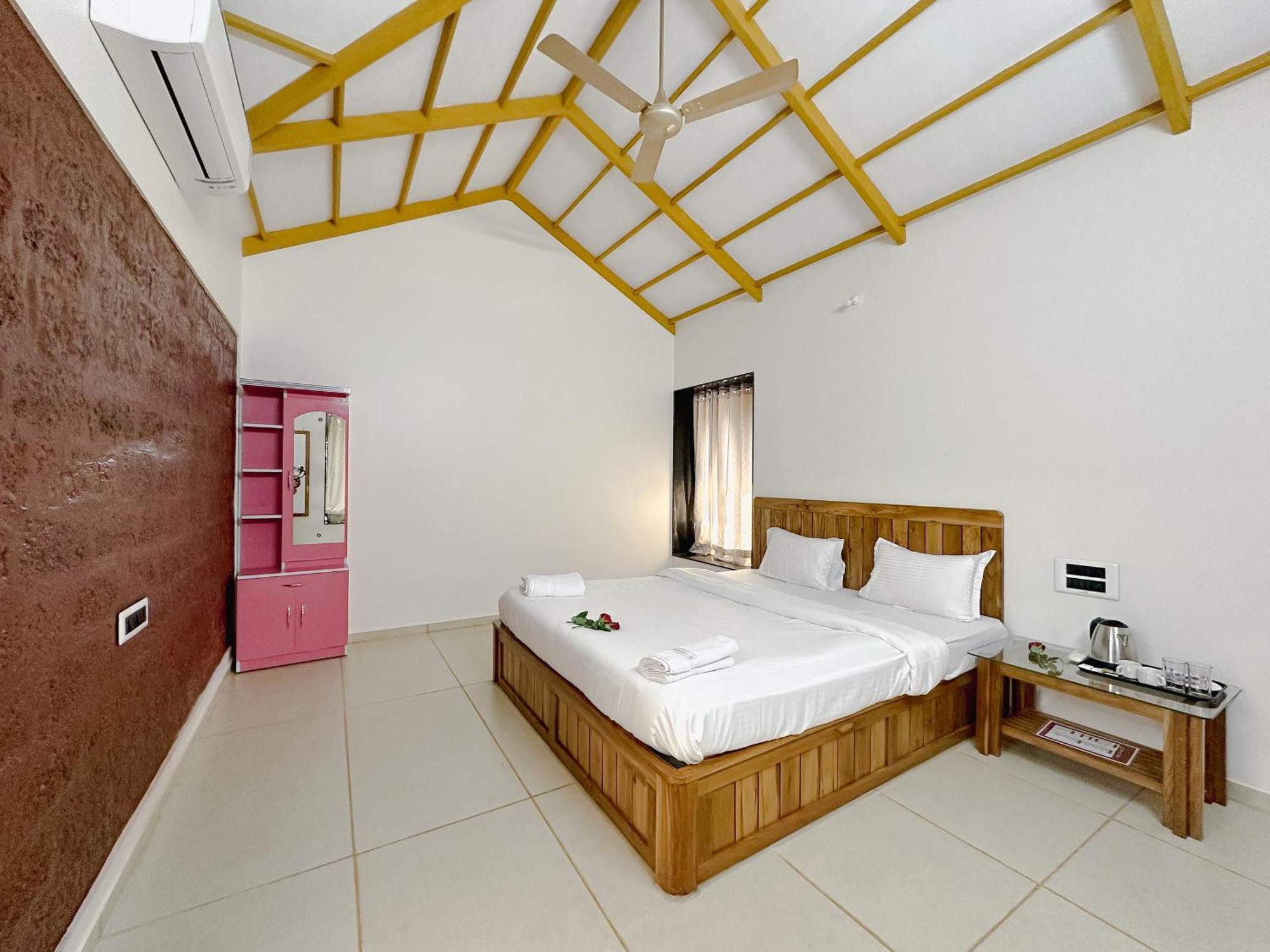 Prasad Villas And Homestay Mathagāva Екстериор снимка